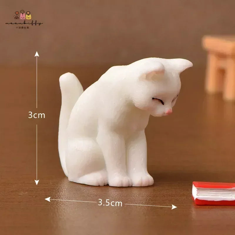 Resin Cat Miniature Decor